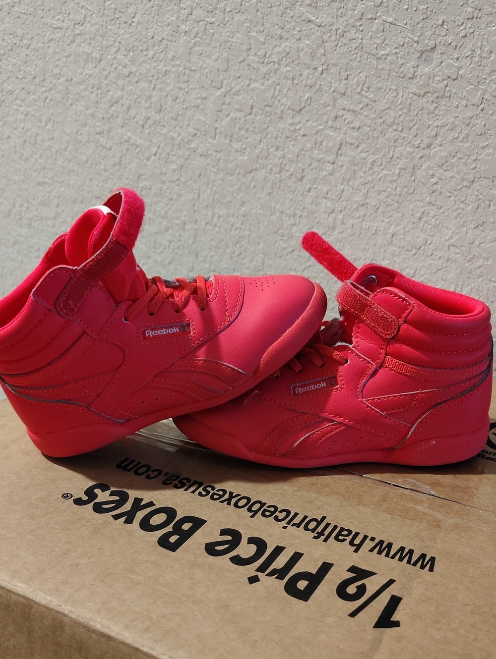 Reebok Kids High-Top Sneakers in Hot Pink